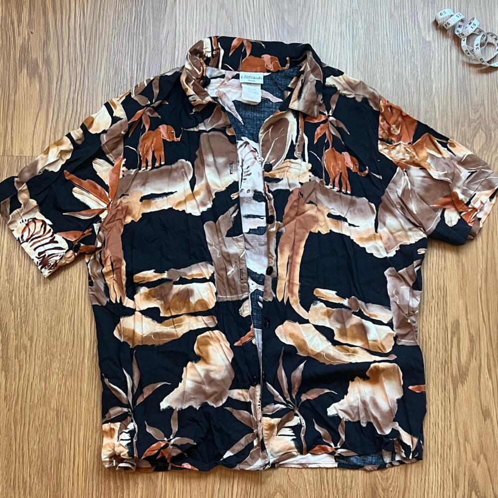 Vintage Modern Essentials Black and Brown Patterned Button Up